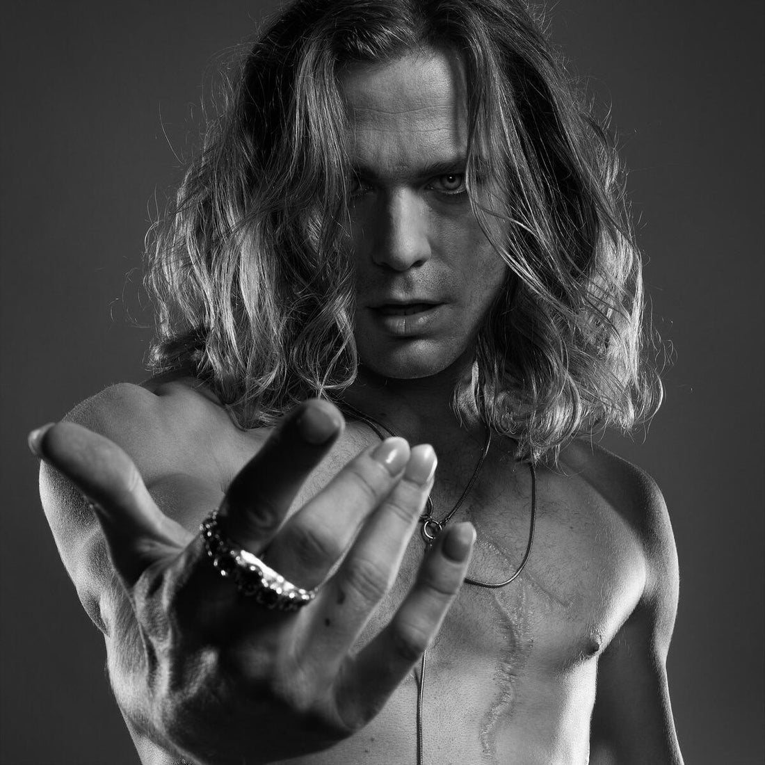 The Vampire Lestat Unleashes Debut Rock Single “Long Face”